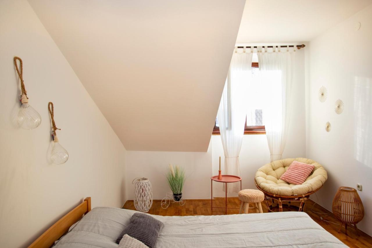 Apartment Kika Pula Eksteriør billede